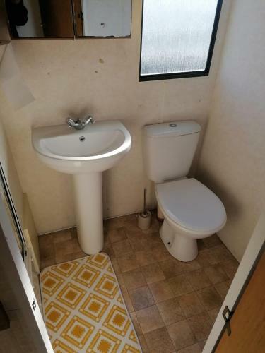 L&g Family Holidays 8 Berth Coral Beach John Max 4 Adults