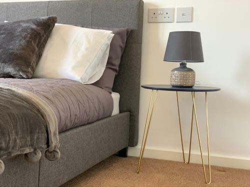 2 Bed House Waterside Luxury Living, Central Area