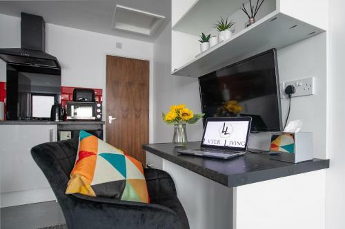 Studio Apartments By Lyter Living Serviced Accommodation With Desks & Wifi