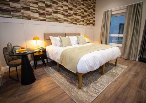 The Gresham Aparthotel