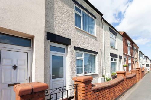 Apartamento Silver Stag, Comfortable, Spacious And Convenient 2 Bed House