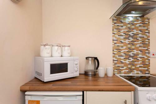 Apartamento Silver Stag, Comfortable, Spacious And Convenient 2 Bed House