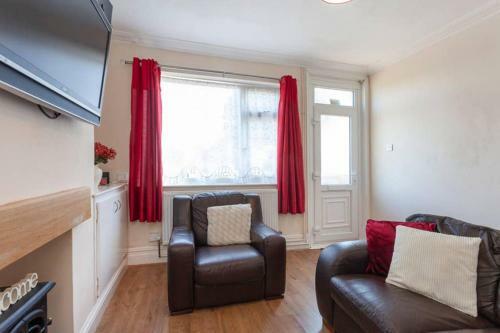 Apartamento Silver Stag, Comfortable, Spacious And Convenient 2 Bed House