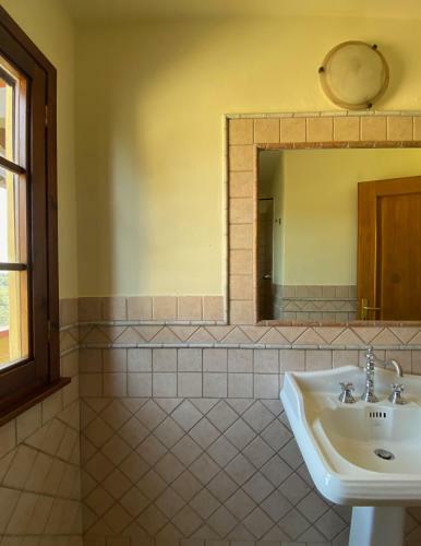 Montevecchio Apartments