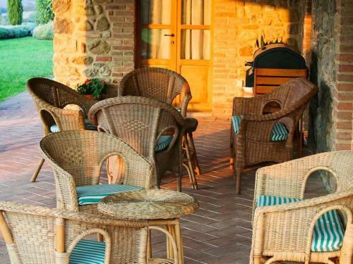 Spacious Villa In Citt� Della Pieve With Pool