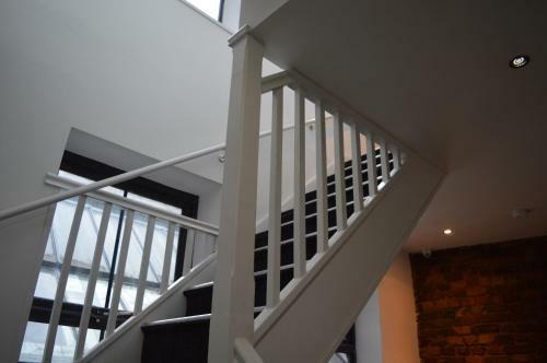 Spacious Shude Hill Apartment With Balcony