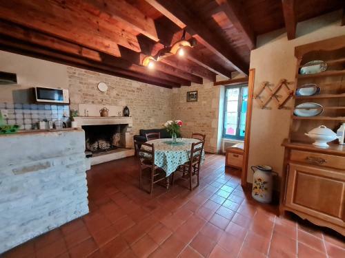 G�te Benet, 3 Pi�ces, 4 Personnes - Fr-1-426-139