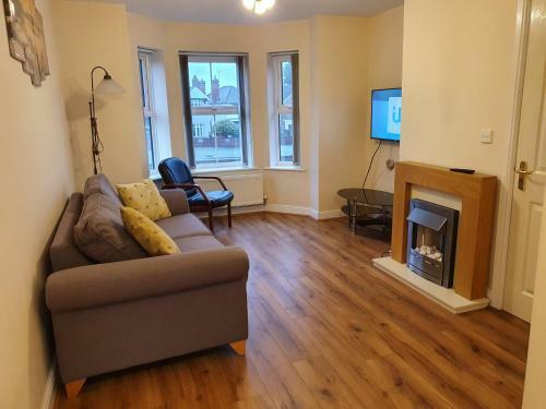 Dudley / Sedgley Entire 2 Bedroom Apartment