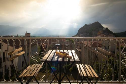 Bed & Breakfast Terra Del Sasso Suites