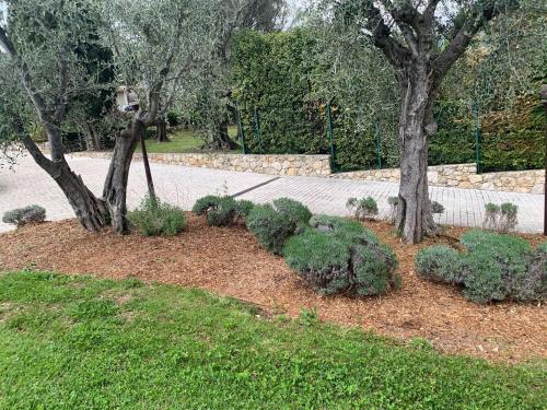 Beautiful Villa In Grasse Chateauneuf With Private Pool