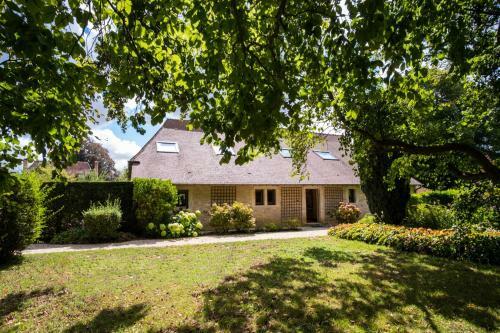 Maison "jardin Gaillard" Disposant D'une Piscine Chauff�e