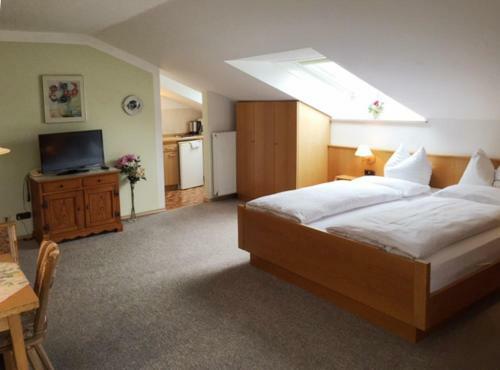 Hostal G�stehaus Bauer Am Golfplatz