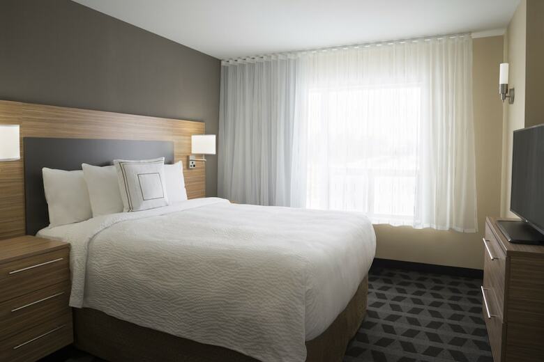 Hotel Country Inn And Suites Ottawa West