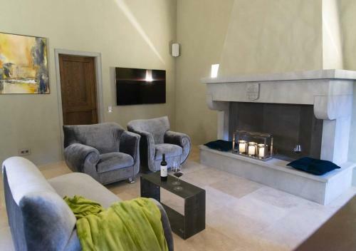 Villa Pianvecchio By Mc Luxury Rentals