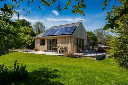 Sunnybrook - A Luxurious Carbon Neutral House Close To Beach, Shaldon