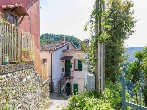 Cosy Apartment In Avegna Overlooking Stunning Panoramic View