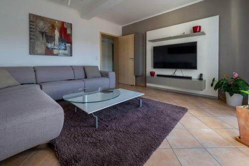 Apartamento Wohnung Mit Talblick, Ladestation E-auto