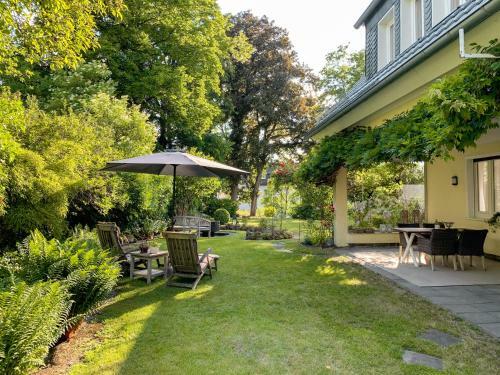 Apartamento Idyllische Stadtwohnung Im Gr�nen