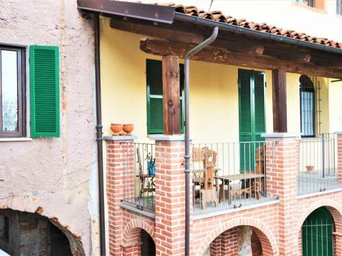 Charming Holiday Home In Niella Tanaro With Garden