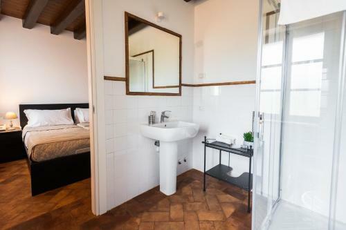 Bed & Breakfast Al Pompiere - Wine And Rooms