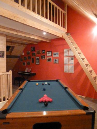 Hostal La Ferme Aux Cadrans Solaires