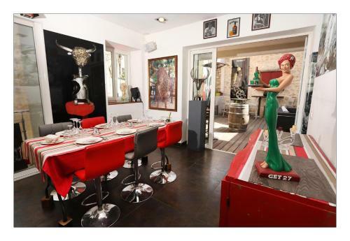 Maison D'exception Au Coeur De N�mes Le Onze