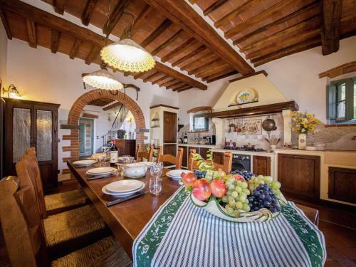 Lavish Villa In Cortona With Swimming Pool