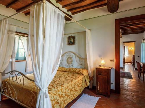 Lavish Villa In Cortona With Swimming Pool