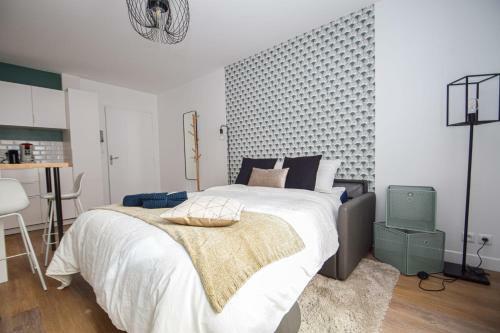 Apartamento T2 Lumineux Hyper-centre D'orl�ans Avec Parking Wifi