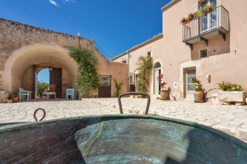 Agroturismo Terre Di Cavalusi Relais