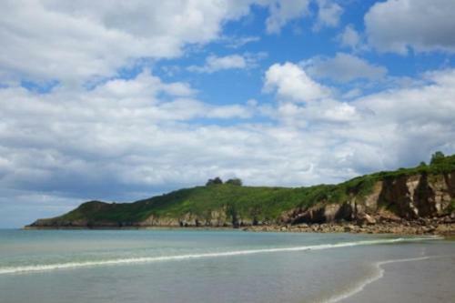 Charmante Maison De 115m2 � 7 Minute De La Plage