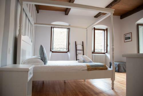 Hostal Dimora Domese
