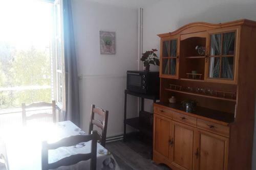 Apartamento Appartement Chaleureux De 82m2 Proche De Vulcania