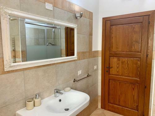 "la Pavoncella" Chia - Domus De Maria