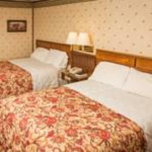 Dutch Treat Motel