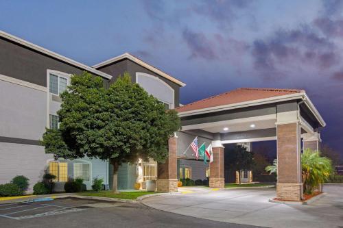 Hotel La Quinta Inn & Suites Visalia/sequoia Gateway