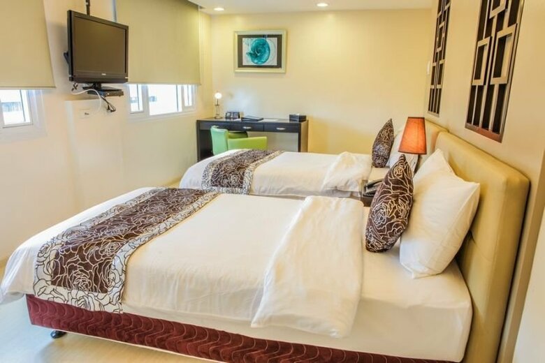 Aparthotel The Exchange Regency Residence Hotel