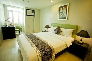 Aparthotel The Exchange Regency Residence Hotel