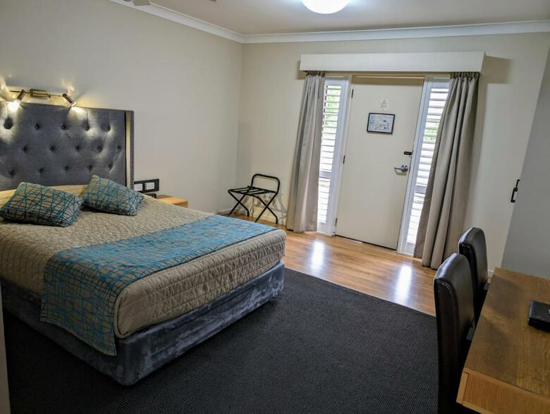 Australian Homestead Motor Lodge