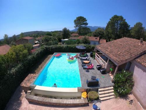Maison Avec Piscine Chauff�e Proche Porto Vecchio