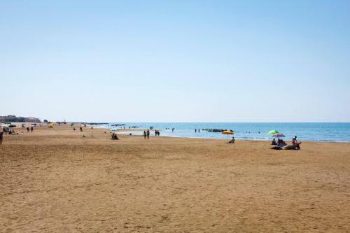 Holiday Home A Stones Throw From The Micenci Beach