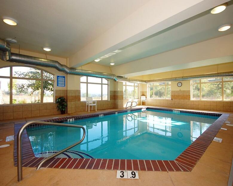 Hotel Comfort Suites Eugene