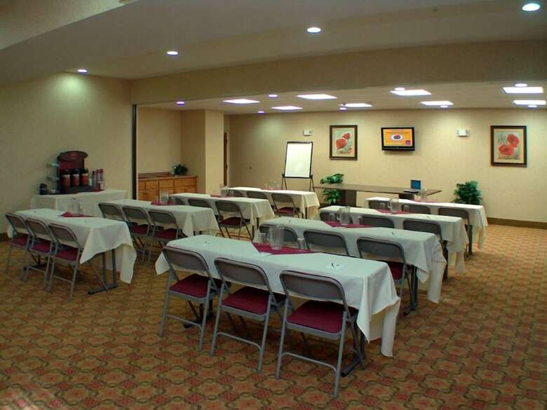 Hotel Comfort Suites Eugene