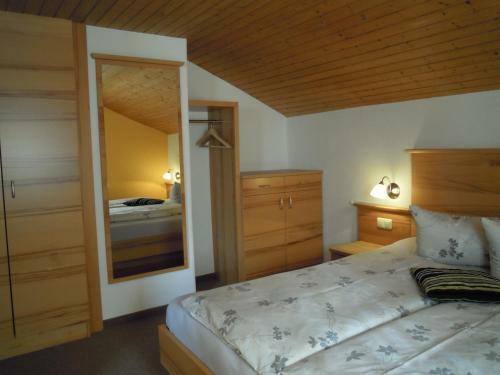 Apartamento Ferienhaus H�chh�usl