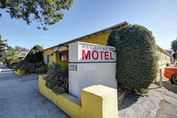 Pavilions Motel