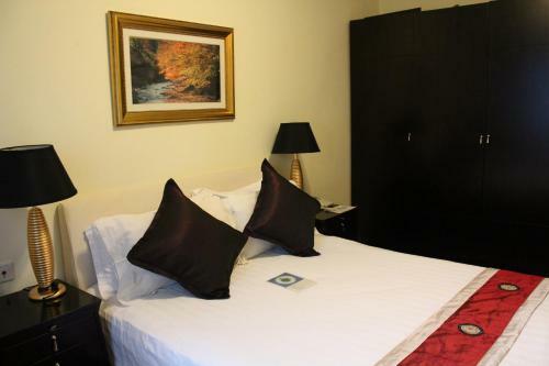 Aparthotel Ladoll Service Apartments