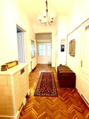 King Apartments | Contactless Check-in