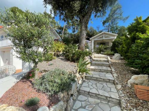 Adorable Petite Maison � 400m De La Mer
