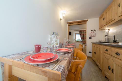 Maison Julie-lungo La Via Francigena