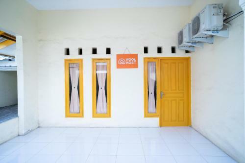 Hostal Koolkost At Jalan Ra Kartini Lombok - Minimum Stay 30 Nights